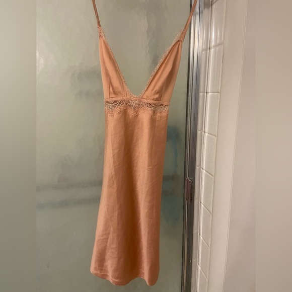Dusty pink size XS Victoria’s Secret slip dress - Picture 1 of 3